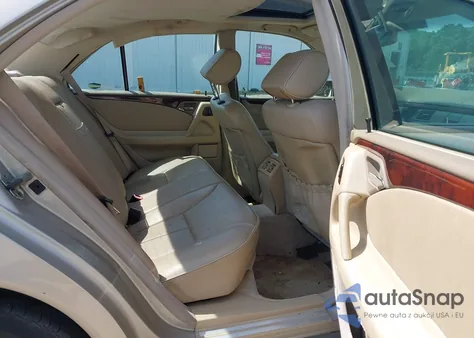 1999 Mercedes-Benz E 320 from USA, damaged, VIN WDBJF65H9XA899139